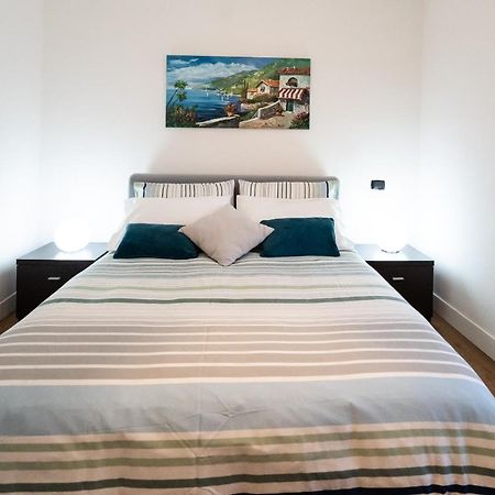 Family Nest Overlooking Lake Como - By Rent All Como 阿尔杰尼奥 外观 照片